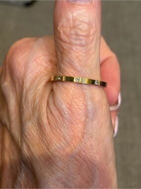 Gold Tone Minimalist Band Ring with 3 Clear Stones Size 10